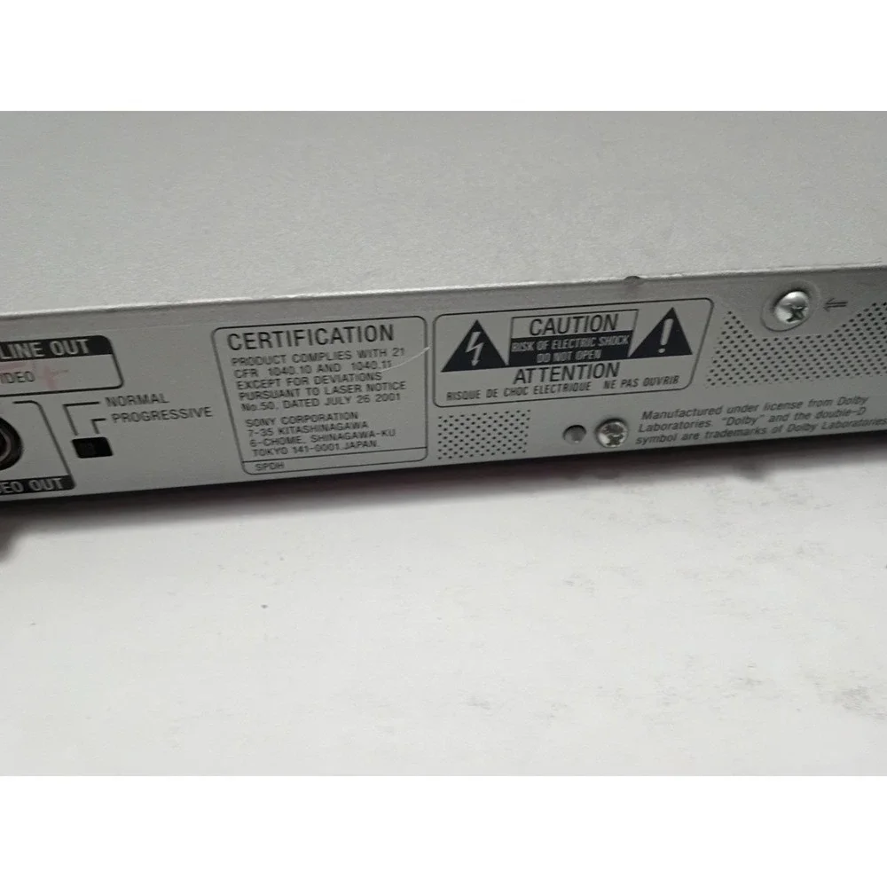 Sony DVP-ns575p DVD player comes with remote and cables works great